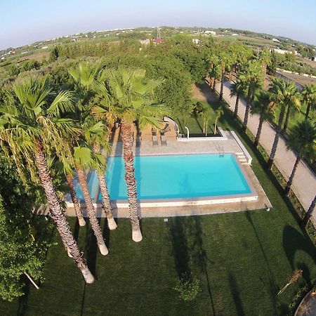 Parco Degli Aranci Bed and Breakfast Cutrofiano Exteriör bild